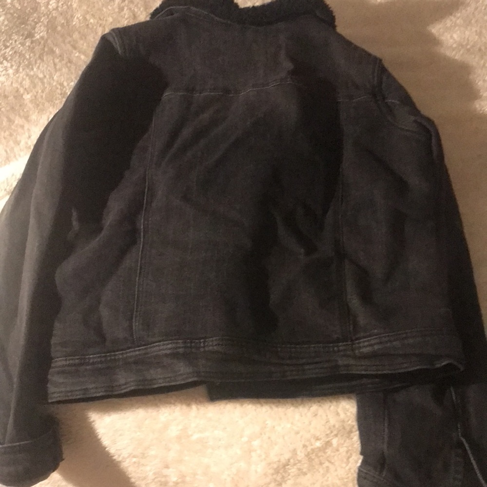 Coat - Picture 7 of 7